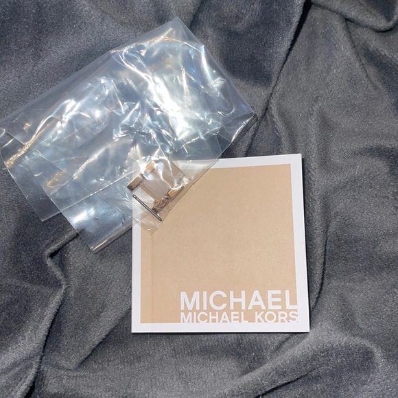 Michael kors watch - Picture 3 of 4